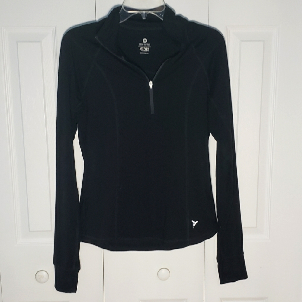 Active by Old Navy Women's Semi Fitted 1/4 Zip Long Sleeved Shirt